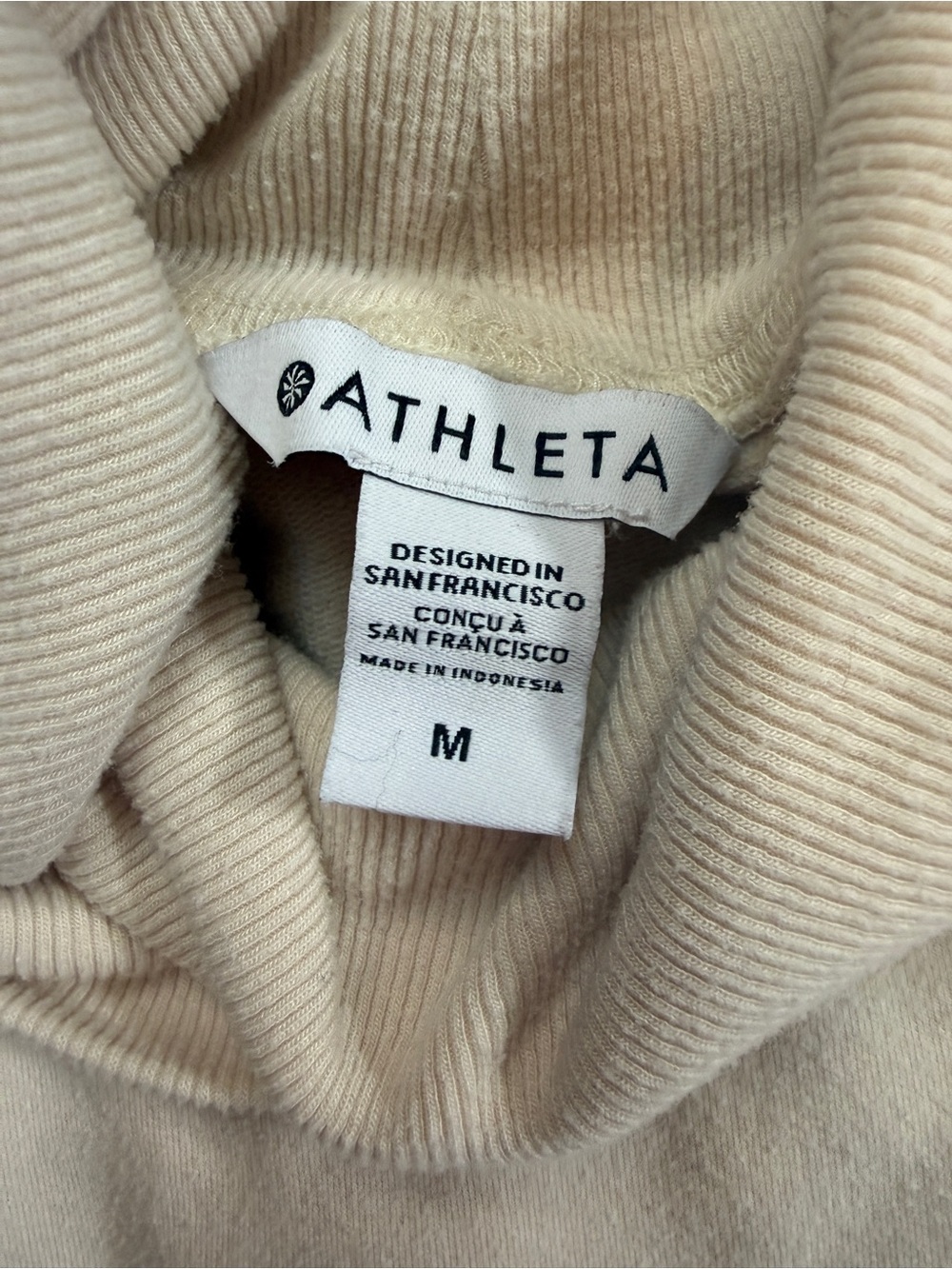 Athleta Cream Balance Cinch Turtleneck Sweatshirt Medium-Clean Girl Sporty Chic - Picture 5 of 6
